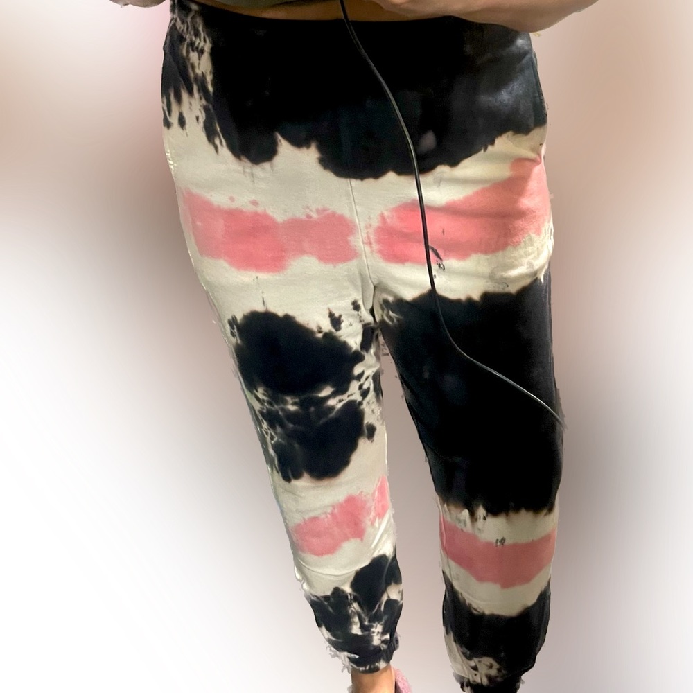 TOPSHOP tie dye sweats! - Picture 4 of 5